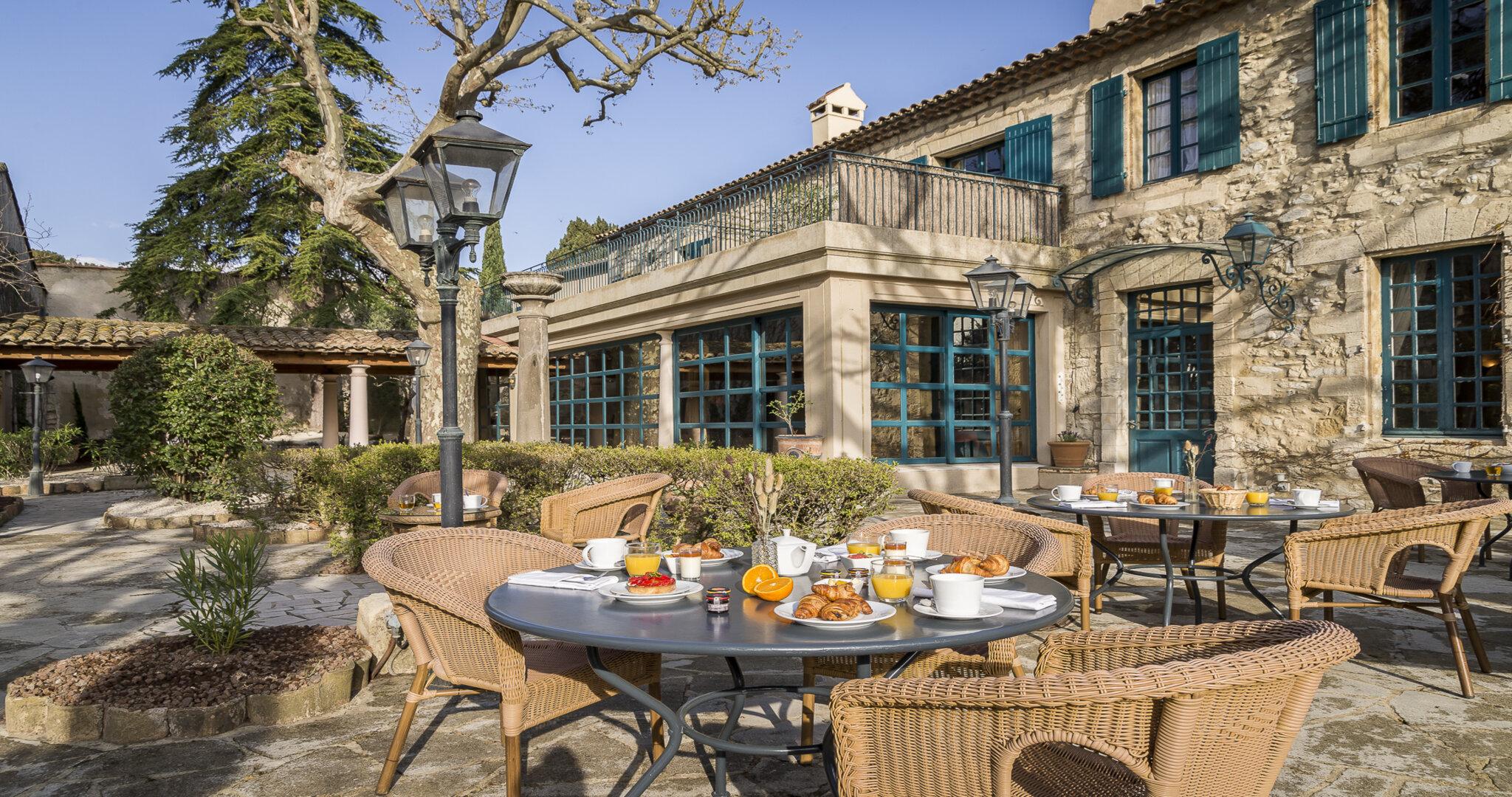 Najeti La Magnaneraie Hotel Villeneuve-lès-Avignon